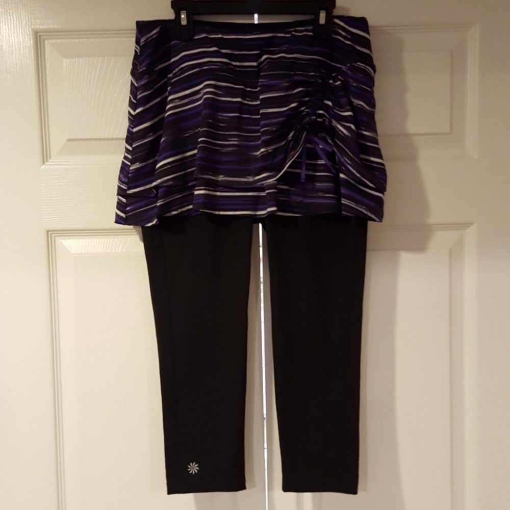 Athleta skirted capri